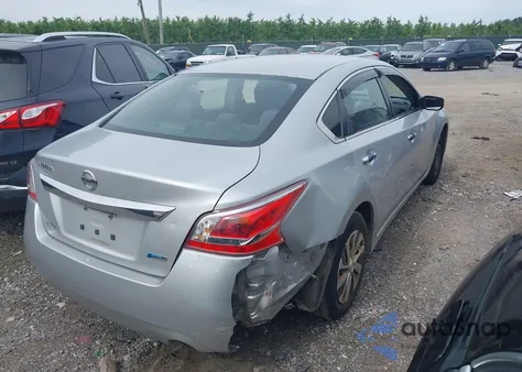 2013 Nissan Altima 2.5 S z USA, uszkodzony, nr VIN 1N4AL3AP8DC266451